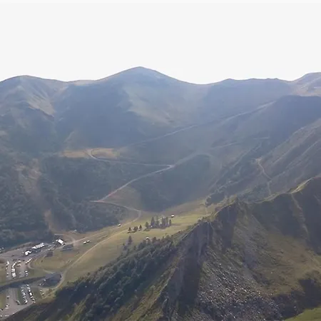 F2 Bis Confort Avec Balcon Au Pied Des Pistes, Parking Et Local A Skis, Mont-dore - Fr-1-415-100 Ле-Мон-Дор